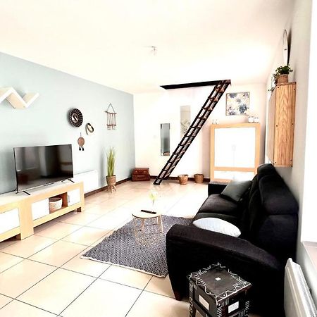 Agreable Maison De Ville Cosy De 122M² + Exterieur Wattrelos 외부 사진